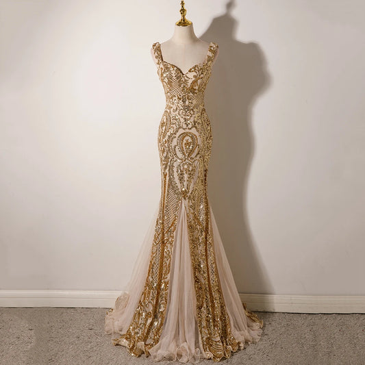 robe blanc et dorée