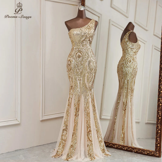 robe blanche et dorée