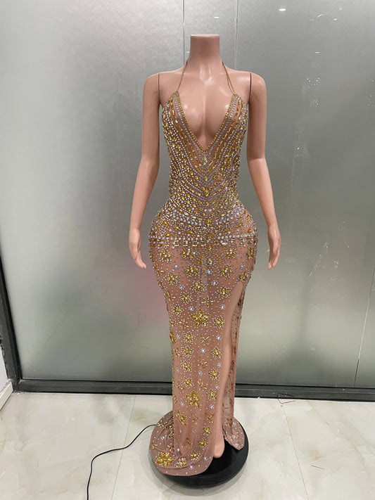 robe dorée dos nu